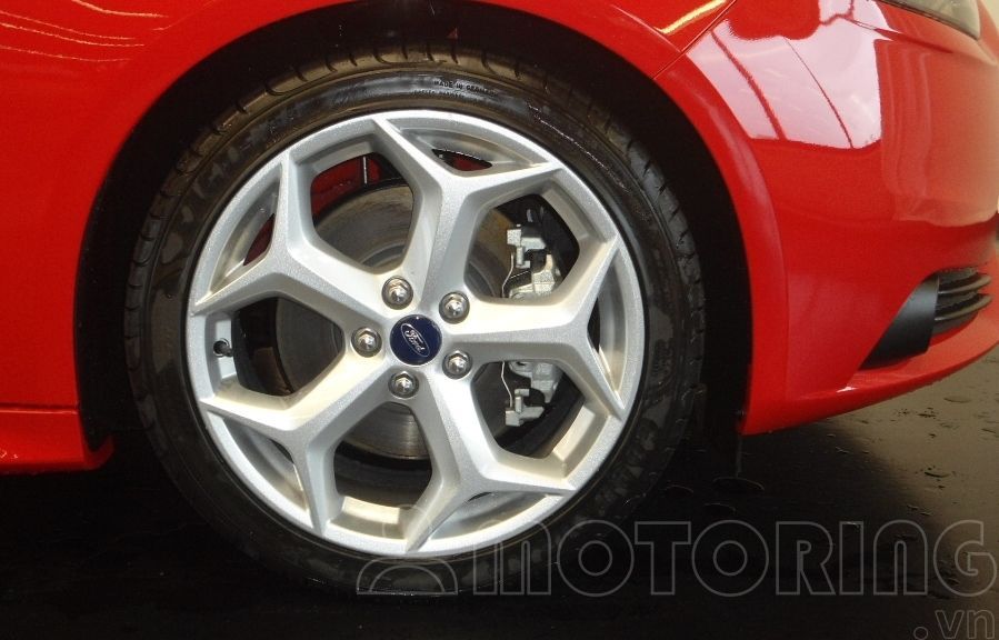 Ford Focus 2013 Việt Nam - Ảnh 28